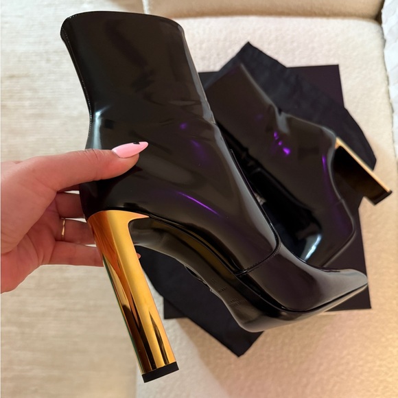 Saint Laurent
Autevil Leather Metal-Heel Booties - Picture 3 of 6